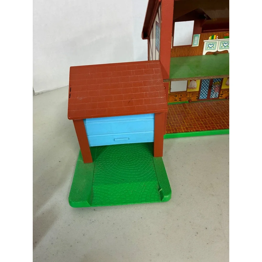 Vintage Fisher Price Little People Tudor Dollhouse 952 with Furniture‎ 1980s Toy